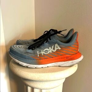 Hoka Men's MACH 5 Blue and Orange Sneakers size 8